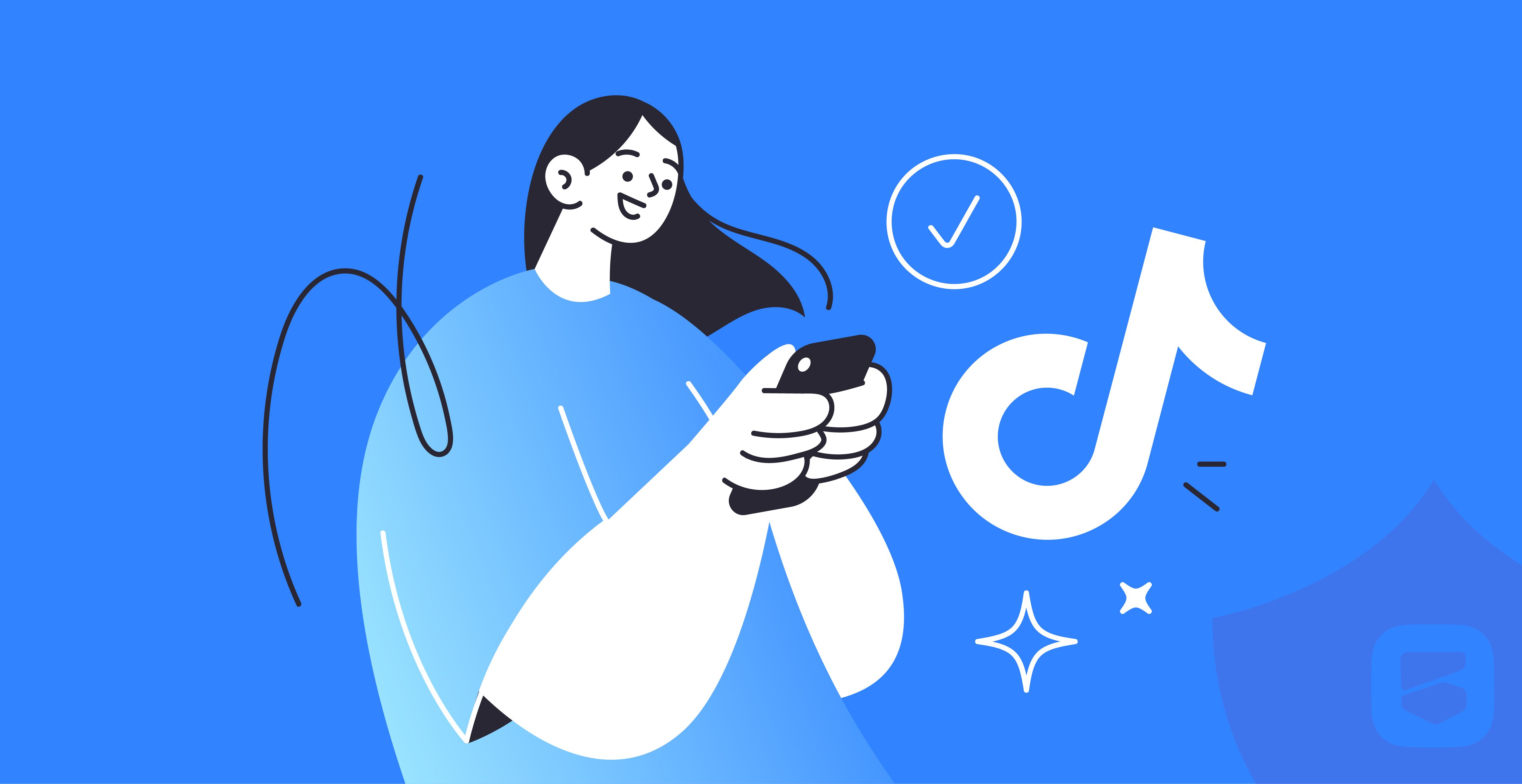 Девушка улыбается в телефон, рядом логотип Тик-Ток